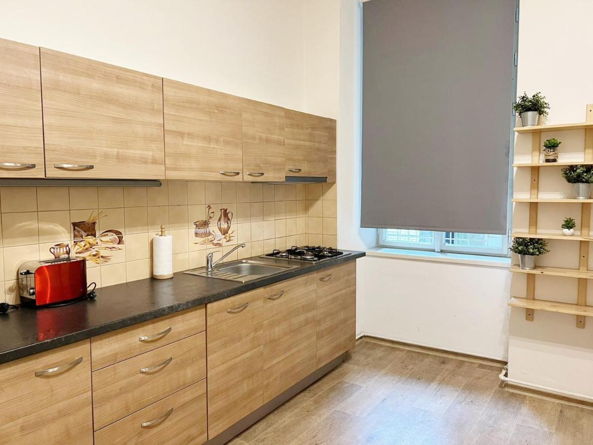Modern Apartment Krakovska Prag Exteriör bild